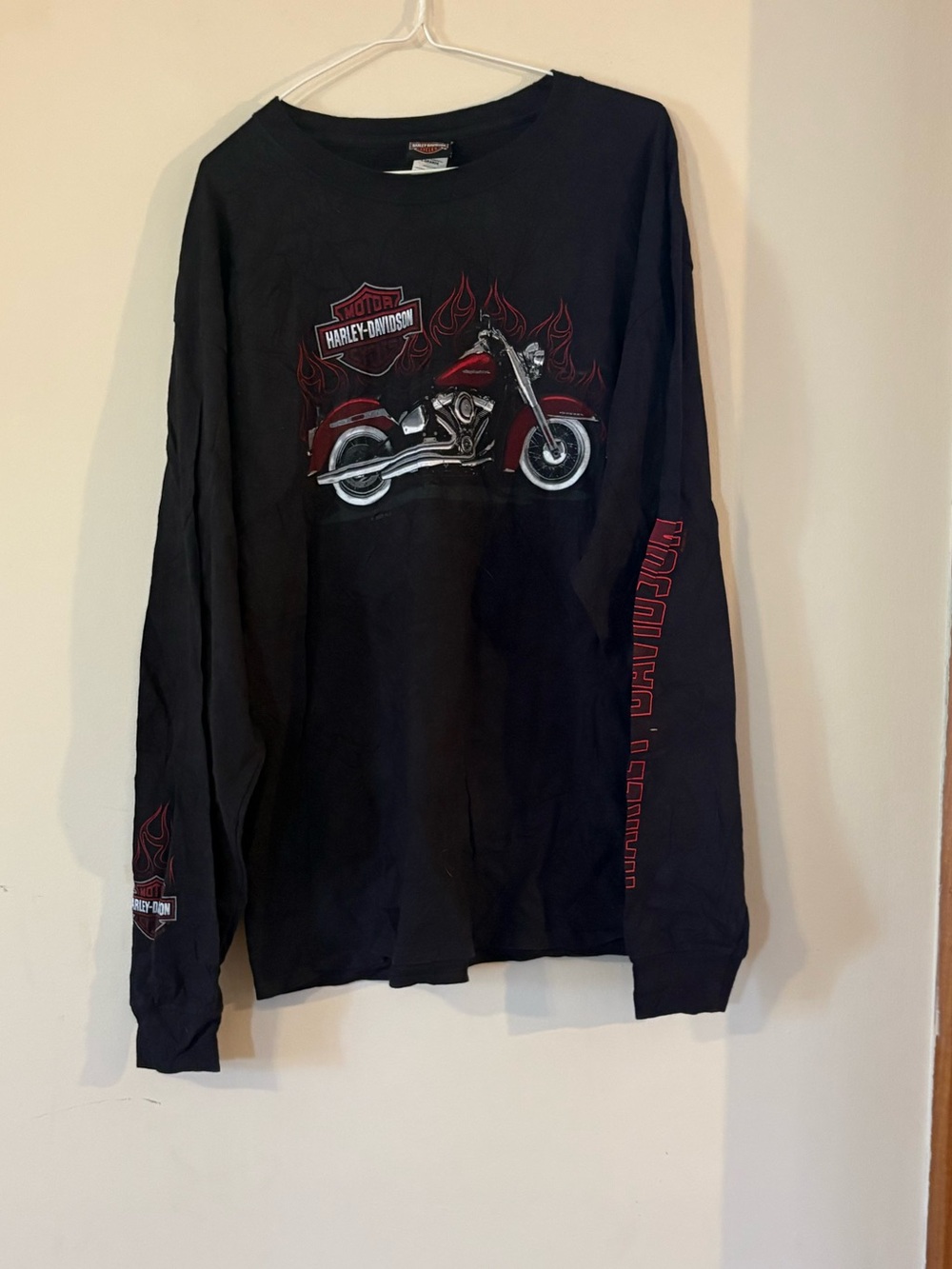 Harley-Davidson Black Long Sleeve Tee with Red Motorcycle Graphic XL